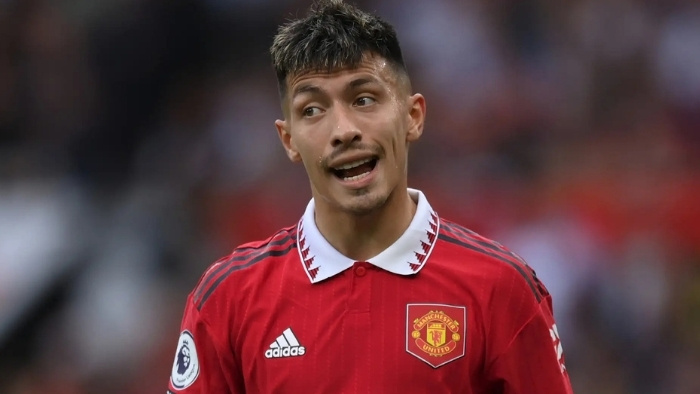 Lisandro Martínez Close to Comeback