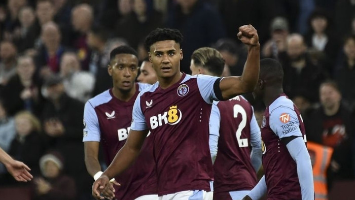 Watkins Targeted by Man united