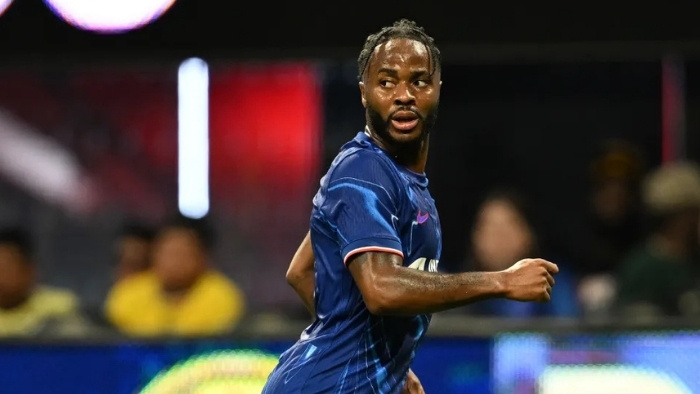 Raheem Sterling Set to Join Manchester United
