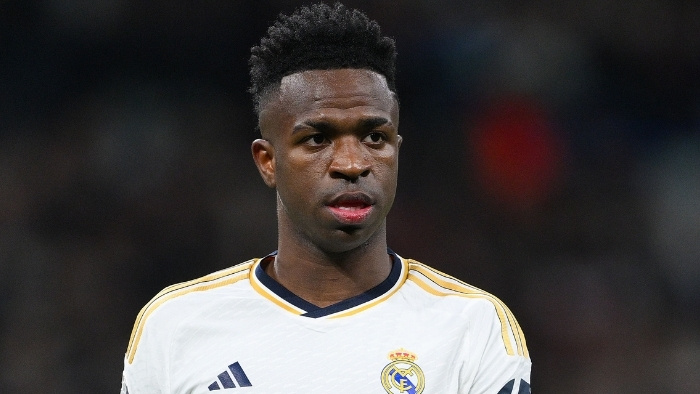 Alonso Almost Dropped Vinicius Jr Against PSG