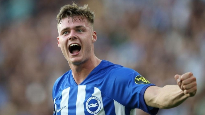Evan Ferguson Scores Again as AS Roma