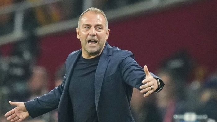 Will Barcelona Sacrifice Hansi Flick’s Favorite Winger?