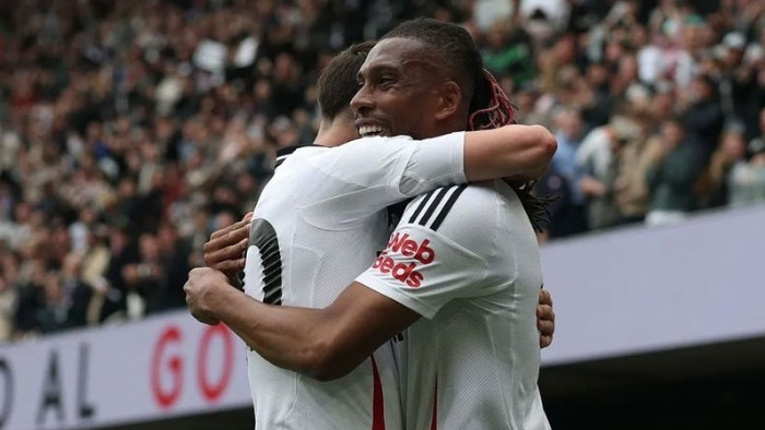Manchester United Boss Admits Fulham