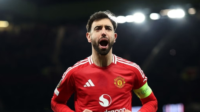 Bruno Fernandes Dazzles in Win Over Everton